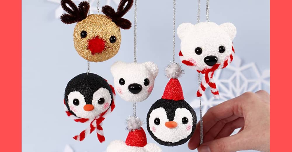 Kerstballen gemaakt van styropor en Foam Clay