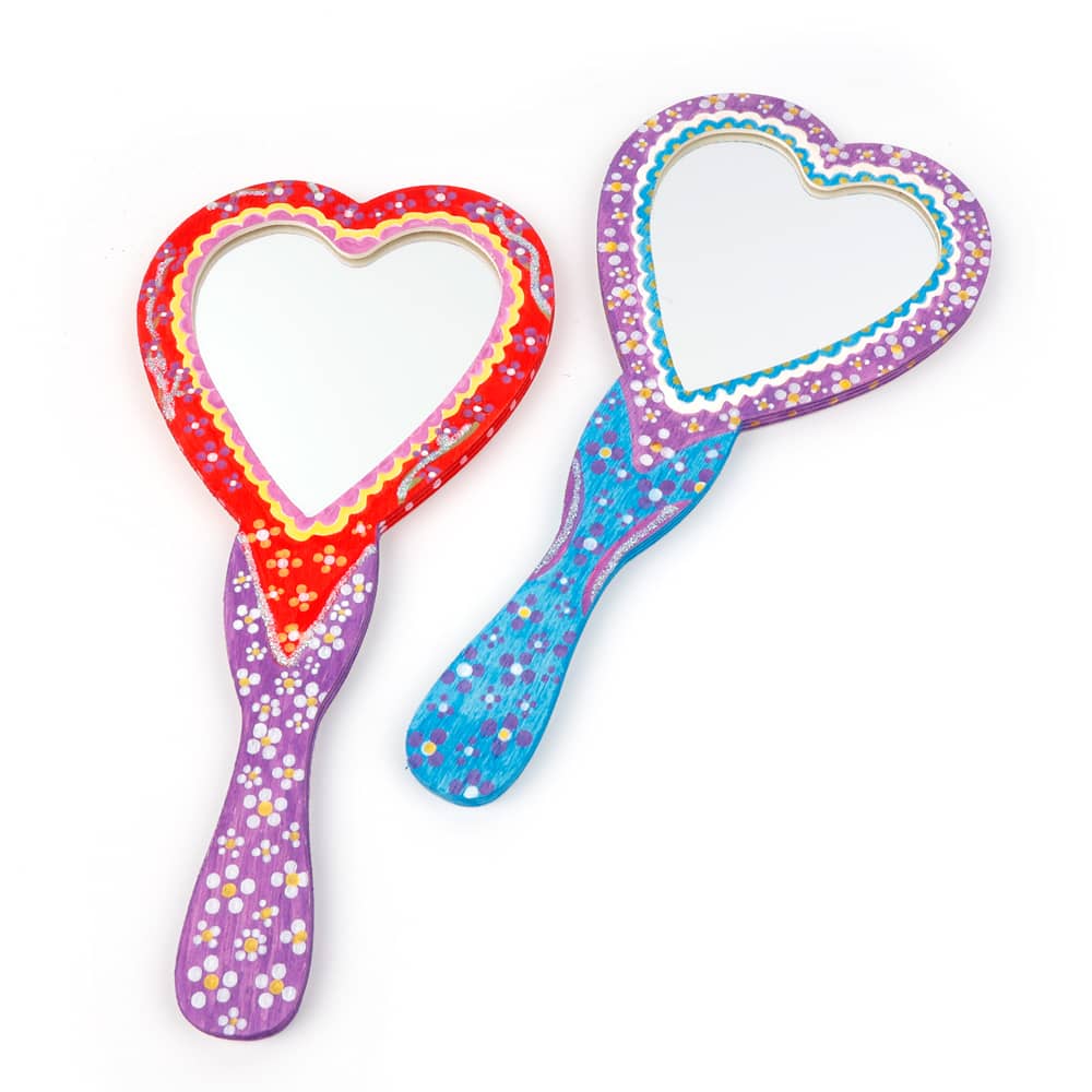 Houten Handspiegels versierd met Multi Markers - Knutselen met Kinderen