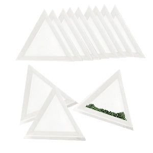 Witte kralenbakjes