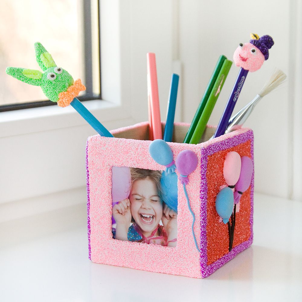 Houten Pennenbakje met fotolijst versierd met Foam Clay