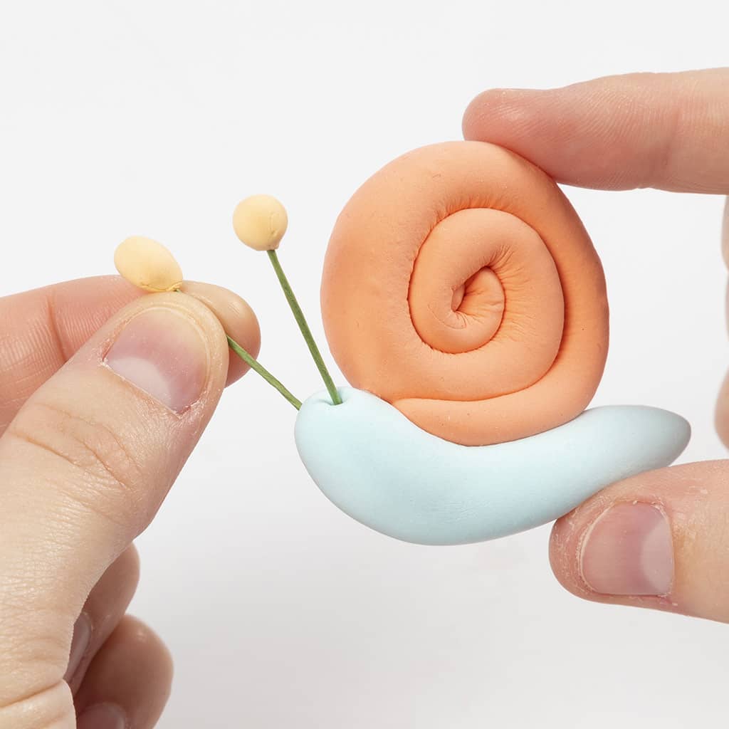 Slakje gemaakt van Silk Clay