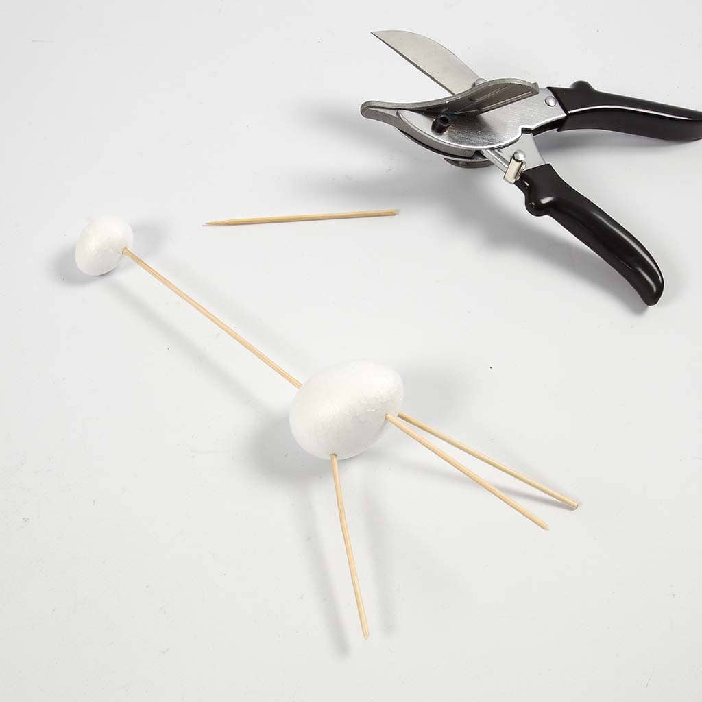 Knutselidee Silk Clay op styropor en bloemstokjes