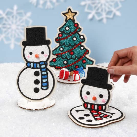 Houten Sneeuwpop met EVA Foam details | 18,5 cm
